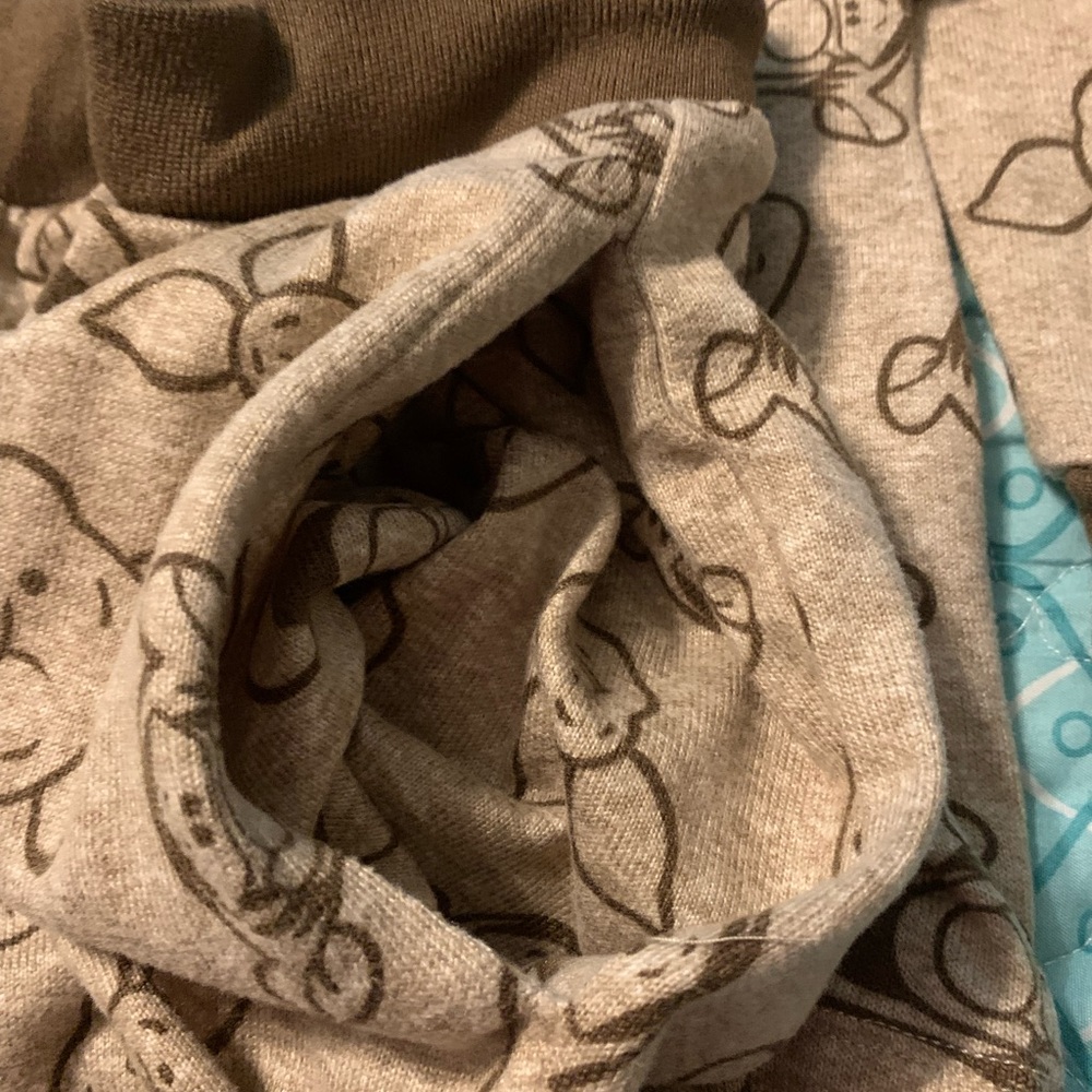 Cozy Beige Disney Print Pajama Set - Picture 3 of 6